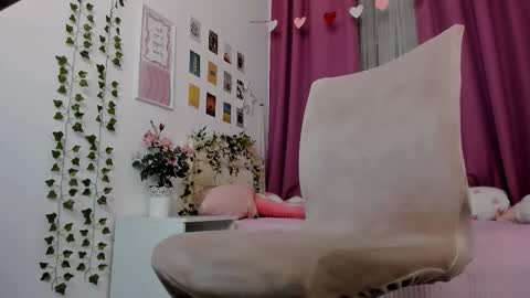 Snapshot of orfeya_one chatting on February 25, 2026, 4:49 pm Orfeya online show from February 25, 2026, 4:49 pm