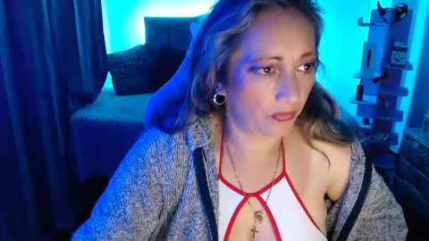 Snapshot of oriana_100 chatting on February 1, 2025, 4:14 am oriana_100 online show from February 1, 2025, 4:14 am