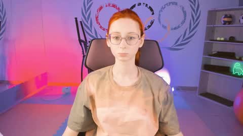 Snapshot of orianna_blade chatting on January 19, 2025, 12:06 pm Orianna - Hi Im into geek culture cosplay crafting LARP games. Shall we play DnD online show from January 19, 2025, 12:06 pm