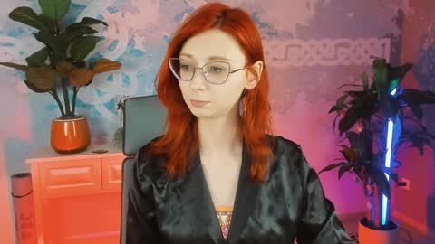 Snapshot of orianna_blade chatting on January 22, 2025, 12:38 pm Orianna - Hi Im into geek culture cosplay crafting LARP games. Shall we play DnD online show from January 22, 2025, 12:38 pm