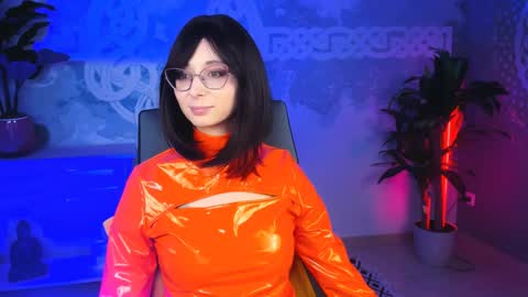 Snapshot of orianna_blade chatting on February 2, 2025, 7:14 pm Orianna - Hi Im into geek culture cosplay crafting LARP games. Shall we play DnD online show from February 2, 2025, 7:14 pm