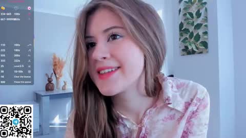 Snapshot of orivienne chatting on September 16, 2025, 7:09 am Dolores online show from September 16, 2025, 7:09 am