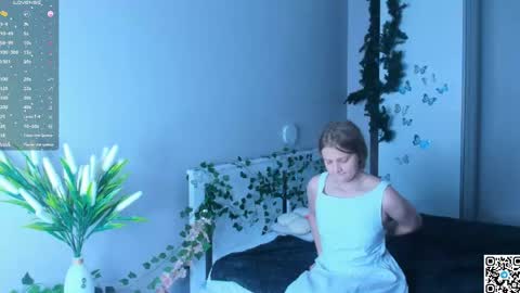 Snapshot of orivienne chatting on April 26, 2026, 2:59 pm Dolores online show from April 26, 2026, 2:59 pm