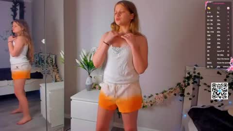 Snapshot of orivienne chatting on May 10, 2026, 3:06 pm Dolores online show from May 10, 2026, 3:06 pm