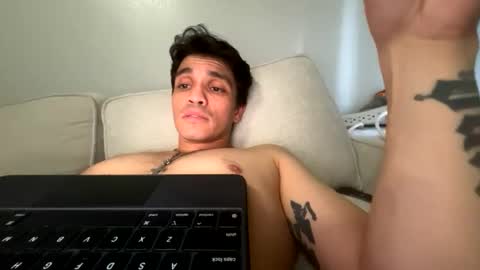 orlando702 online show from October 20, 2025, 12:22 am