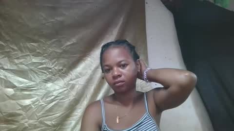 Snapshot of ornellahhh chatting on January 11, 2026, 9:42 pm ornellahhh online show from January 11, 2026, 9:42 pm