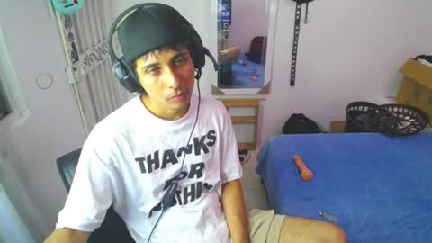 Snapshot of orus_420 chatting on November 16, 2025, 8:31 am orus_420 online show from November 16, 2025, 8:31 am