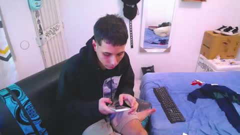 Snapshot of orus_420 chatting on November 28, 2025, 7:49 pm orus_420 online show from November 28, 2025, 7:49 pm