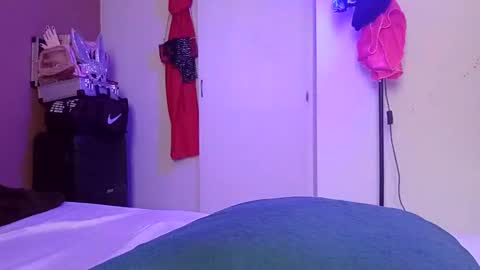 Snapshot of osarito3x chatting on February 23, 2026, 10:07 pm osarito3x online show from February 23, 2026, 10:07 pm