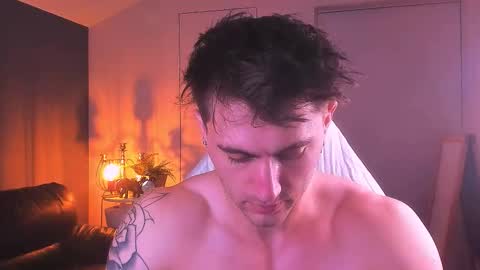 Oscar online show from October 12, 2025, 9:03 pm