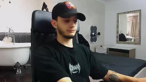 OscarGriffin online show from October 7, 2025, 9:50 am