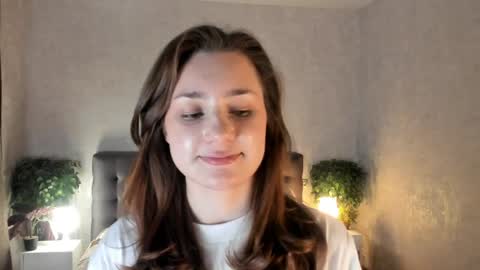 Snapshot of oscarheberle chatting on May 8, 2026, 7:19 pm Jess online show from May 8, 2026, 7:19 pm