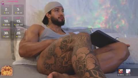 Snapshot of osher_cox chatting on February 23, 2026, 1:36 am osher_cox online show from February 23, 2026, 1:36 am