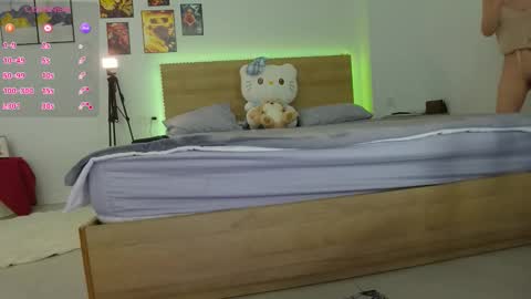 osino_sinoby online show from November 26, 2025, 8:21 pm