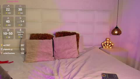 Osirismansour online show from March 4, 2025, 9:51 am