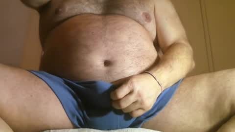 Oso Licencioso online show from November 17, 2025, 4:29 am