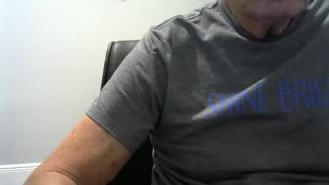 Snapshot of ossibottom chatting on February 12, 2026, 3:01 am Ossi online show from February 12, 2026, 3:01 am