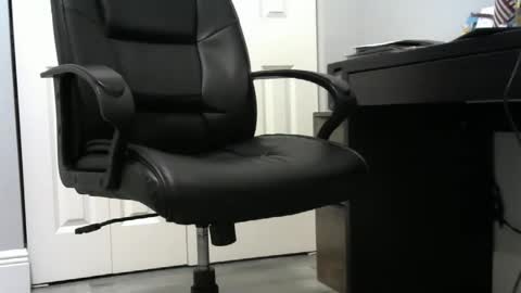 Snapshot of ossibottom chatting on February 20, 2026, 11:49 pm Ossi online show from February 20, 2026, 11:49 pm