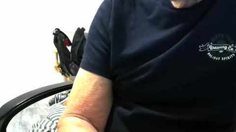 Snapshot of ossibottom chatting on February 23, 2026, 2:53 am Ossi online show from February 23, 2026, 2:53 am