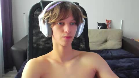 Snapshot of ostin_meoww chatting on September 28, 2025, 6:19 am Ostin online show from September 28, 2025, 6:19 am