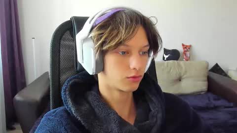 Ostin online show from October 14, 2025, 7:31 am