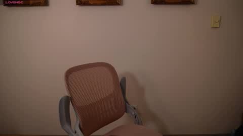 Snapshot of otherpuppy chatting on March 7, 2026, 4:09 am otherpuppy online show from March 7, 2026, 4:09 am