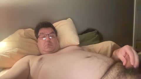 otter916 online show from February 24, 2025, 5:43 am