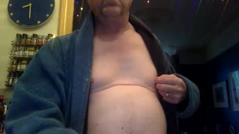 Snapshot of ottodick chatting on December 18, 2025, 8:31 am Otto online show from December 18, 2025, 8:31 am