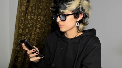 Snapshot of ottoyan_ chatting on December 9, 2024, 11:13 pm Otto 3 online show from December 9, 2024, 11:13 pm