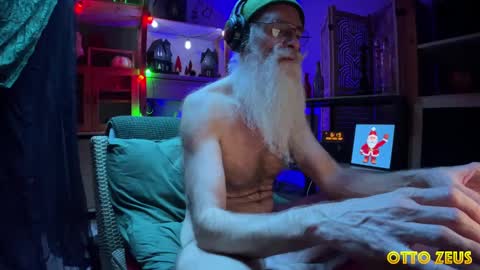 Snapshot of ottozeus chatting on December 2, 2024, 2:19 pm Otto Zeus online show from December 2, 2024, 2:19 pm