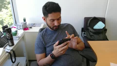 outdoornakedguy11_007 online show from February 12, 2025, 12:27 am