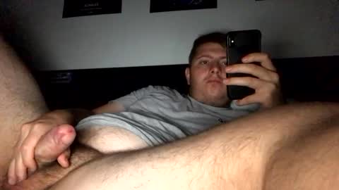 outflayd online show from November 10, 2025, 3:27 am