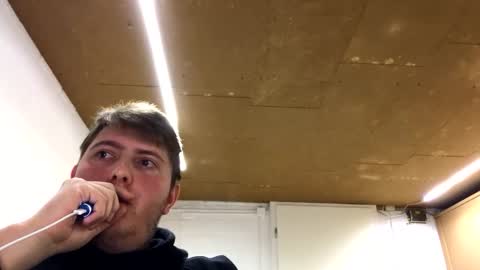 outflayd online show from December 4, 2025, 11:13 pm