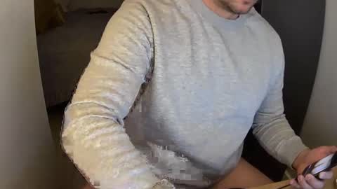 outside1991 online show from December 8, 2024, 5:44 pm