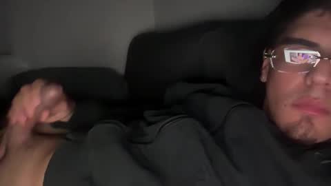 Sel    online show from December 17, 2025, 1:44 am