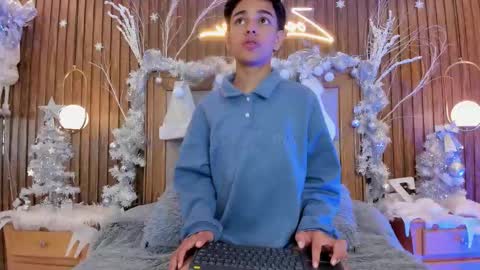 Snapshot of owen__johnson chatting on December 21, 2025, 12:23 pm Owen Johnson online show from December 21, 2025, 12:23 pm