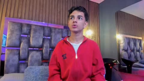 Snapshot of owen__johnson chatting on February 2, 2026, 11:53 am Owen Johnson online show from February 2, 2026, 11:53 am