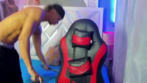 owen blaze online show from April 30, 2026, 12:17 am
