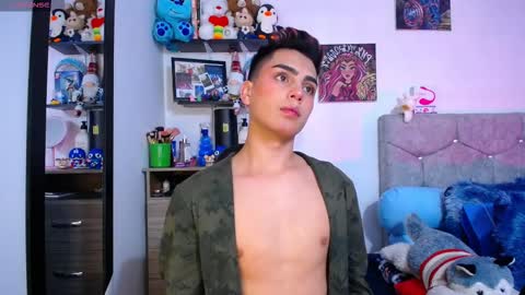 Snapshot of owenblue__ chatting on February 24, 2026, 7:17 am Owen Independent model online show from February 24, 2026, 7:17 am