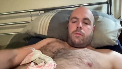 Owen2022 online show from March 26, 2026, 7:36 am