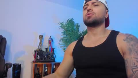 Snapshot of owenmaximus814 chatting on October 24, 2025, 11:12 pm Maximus Owen online show from October 24, 2025, 11:12 pm