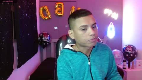 Snapshot of owenstone chatting on January 4, 2025, 7:44 pm OWEN online show from January 4, 2025, 7:44 pm