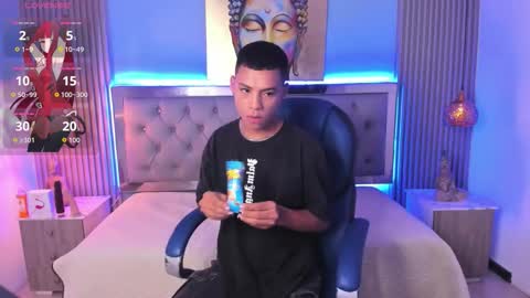 Snapshot of owenstone chatting on September 19, 2025, 4:03 am OWEN online show from September 19, 2025, 4:03 am