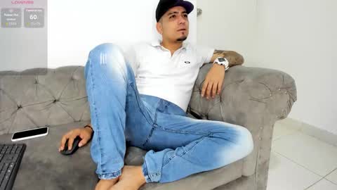 O W E N - S T O N E online show from September 14, 2025, 4:00 am