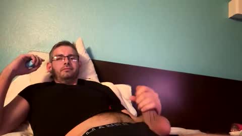 Snapshot of owunn chatting on November 18, 2025, 6:07 am owunn online show from November 18, 2025, 6:07 am