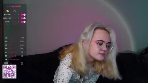 Oxcy online show from June 18, 2026, 6:13 am