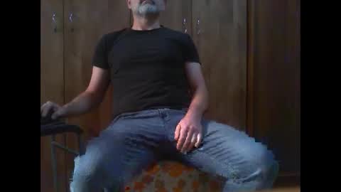 Snapshot of oxiddixo chatting on March 1, 2026, 1:24 pm oxiddixo online show from March 1, 2026, 1:24 pm