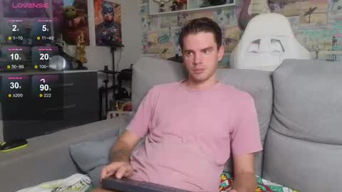 Mike online show from November 17, 2025, 12:33 pm