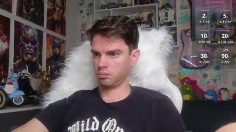 Snapshot of oxmikexo chatting on February 28, 2026, 2:18 pm Mike online show from February 28, 2026, 2:18 pm