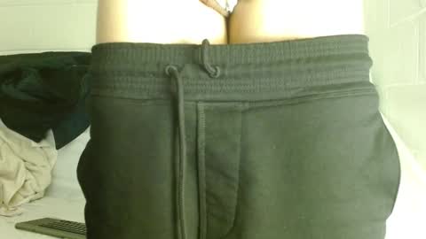 Snapshot of oxxy_jean chatting on December 10, 2024, 2:27 am Jeannifer online show from December 10, 2024, 2:27 am